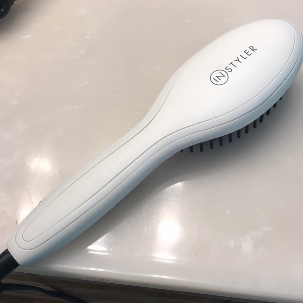 Instyler hair brush straightener